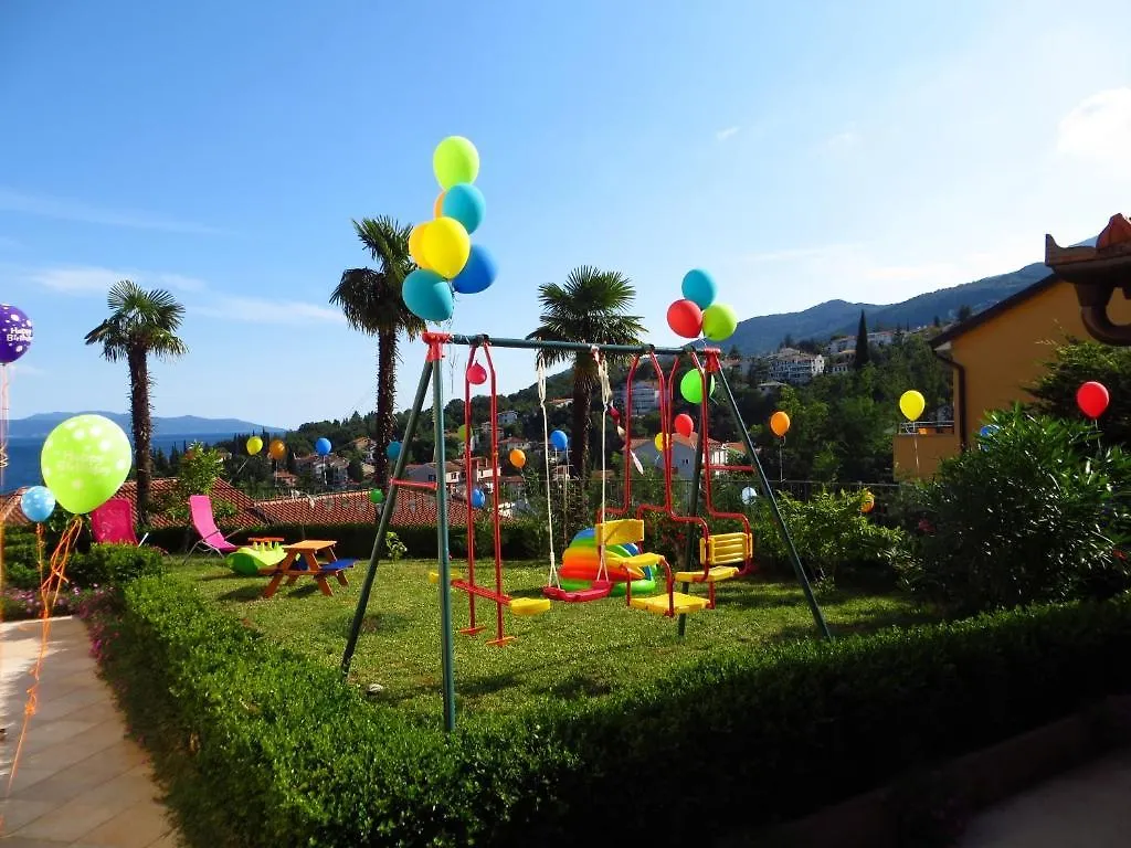 Villa Luppo Ičići Apartmán