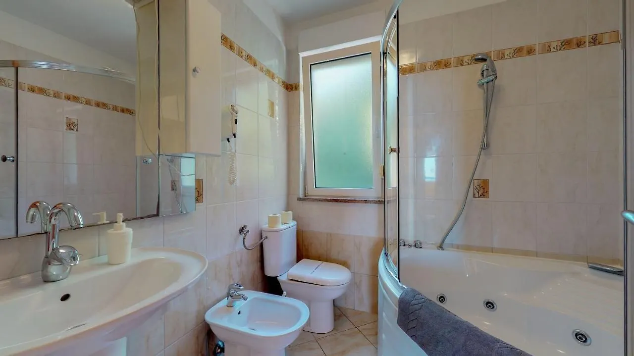 Villa Luppo Ičići Apartman